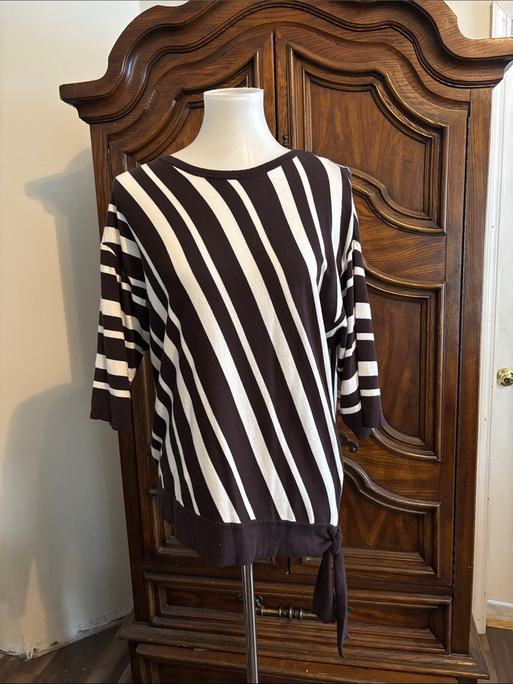Chico's graphic stripe suki side tie pullover sweater top 3/4 sleeve